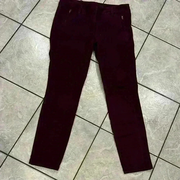 Loft Burgundy Front Zip Pockets Pants Size 6 - Picture 1 of 5